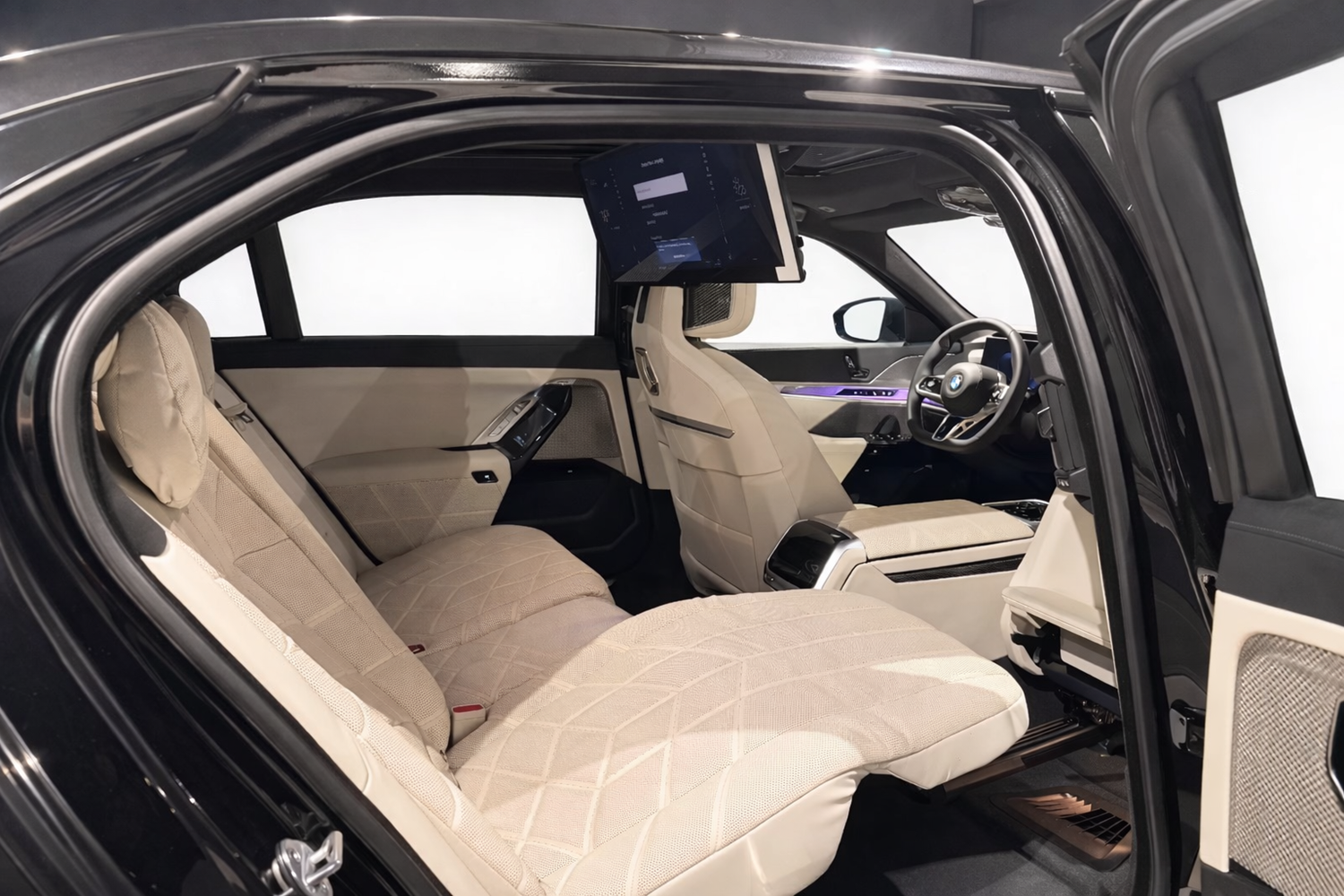 2025 BMW 740 d xDrive M Sport All Extra - Image 6