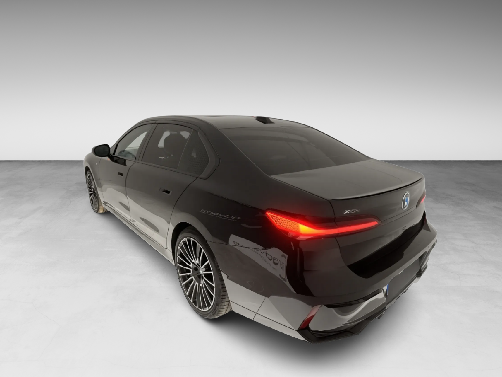 2025 BMW 740 d xDrive M Sport All Extra - Image 2